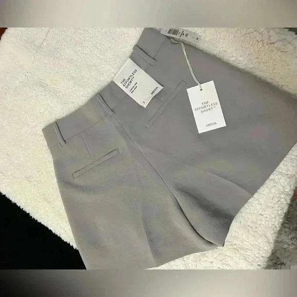 Artizia Effortless Shorts in Size  2 - Picture 3 of 5